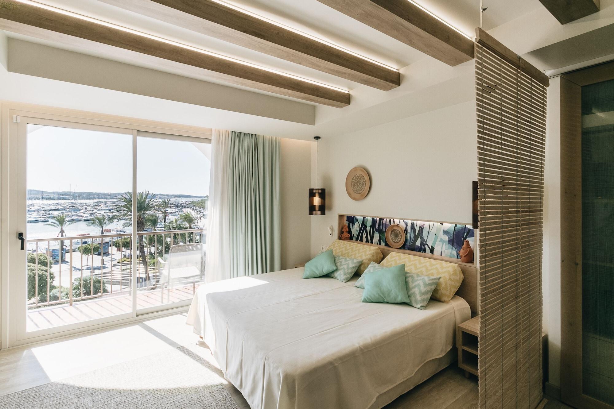 The White Apartments (Adults Only) San Antonio Abad Exterior foto