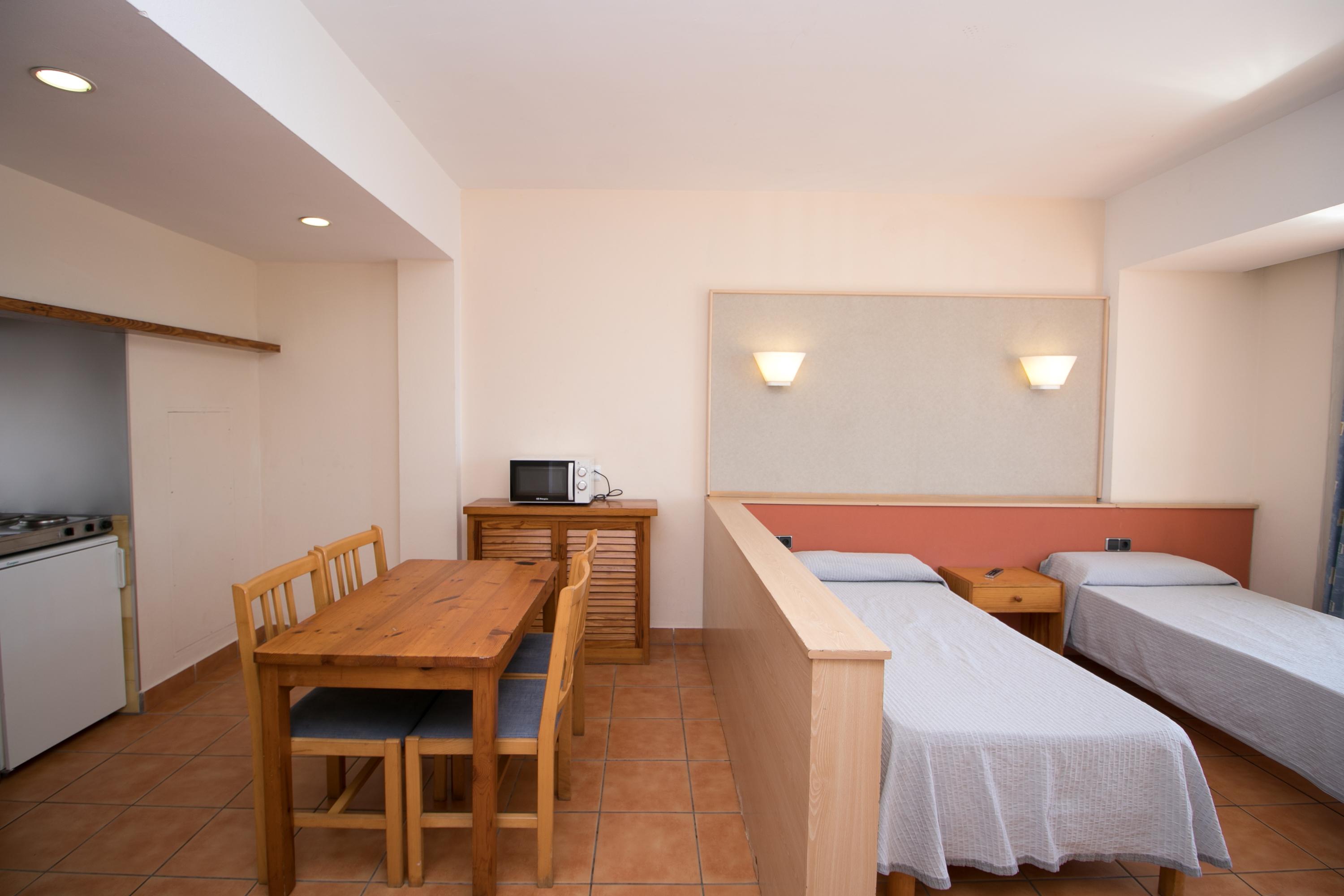 The White Apartments (Adults Only) San Antonio Abad Exterior foto